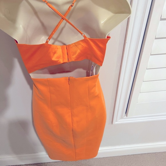 Sexy Orange Dress - Picture 2 of 2